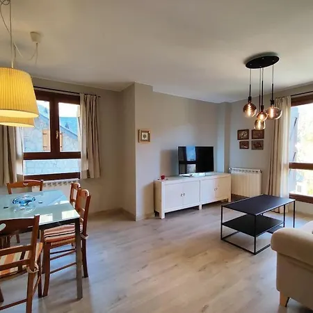 Boira, Ideal Familias, Preciosas Vistas, Garaje Incluido * Sallent de Gállego